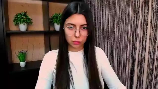 Image 12 of funny_simple_girl Stream on Chaturbate on 15 months ago