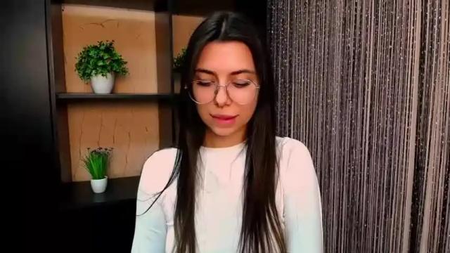 Image 8 of funny_simple_girl Stream on Chaturbate on 15 months ago