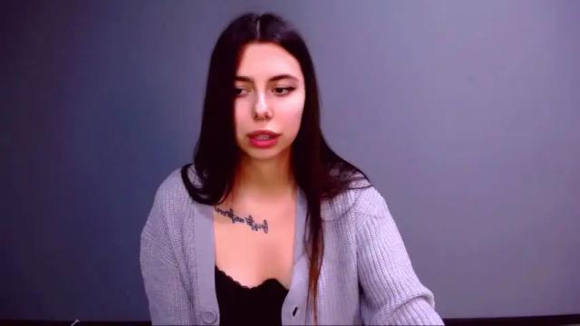 Image 2 of funny_simple_girl Stream on Chaturbate on 15 months ago