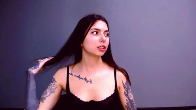 Image 8 of funny_simple_girl Stream on Chaturbate on 15 months ago