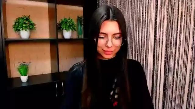 Image 7 of funny_simple_girl Stream on Chaturbate on 15 months ago