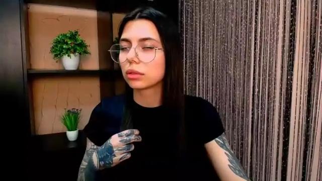 Image 12 of funny_simple_girl Stream on Chaturbate on 15 months ago