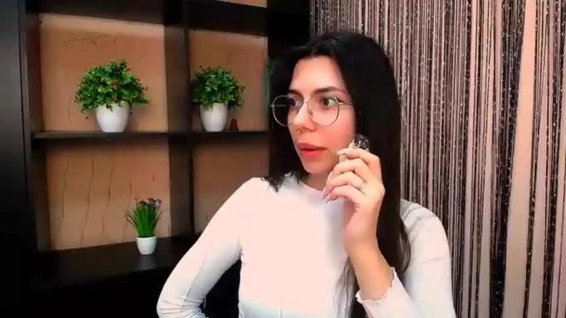 Image 8 of funny_simple_girl Stream on Chaturbate on 14 months ago