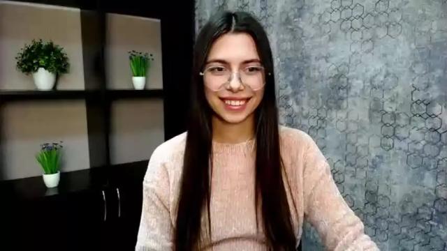 Image 12 of funny_simple_girl Stream on Chaturbate on 14 months ago