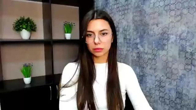 Image 2 of funny_simple_girl Stream on Chaturbate on 13 months ago