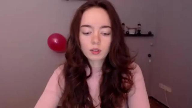 Image 3 of funnysimpligirl_ Stream on Chaturbate on 14 months ago