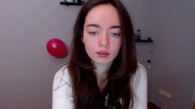 Image 7 of funnysimpligirl_ Stream on Chaturbate on 16 months ago
