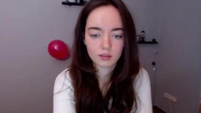 Image 8 of funnysimpligirl_ Stream on Chaturbate on 16 months ago