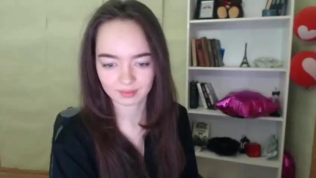 Image 12 of funnysimpligirl_ Stream on Chaturbate on 13 months ago