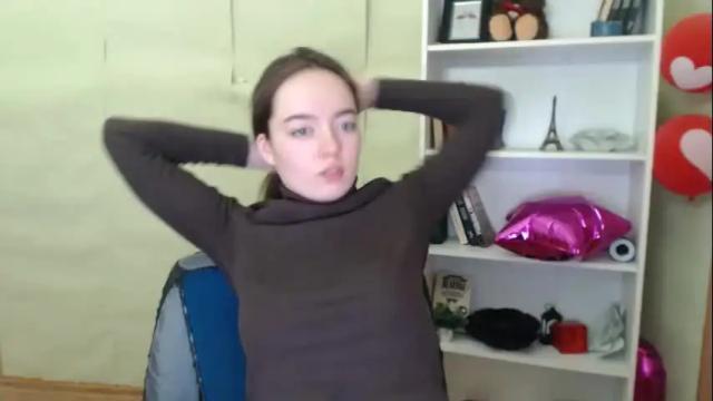 Image 12 of funnysimpligirl_ Stream on Chaturbate on 13 months ago