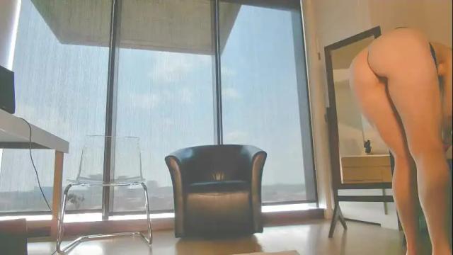 Image 3 of funphoebe Stream on Chaturbate on 5 months ago