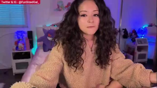Thumbnail 3, funsizedgal's Stream at Chaturbate, 2 months ago