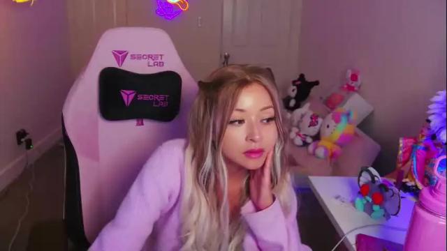 Thumbnail 2, funsizedgal's Stream at Chaturbate, 1 month ago