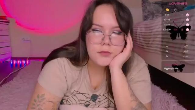Image 3 of furiyaaa__ Stream on Chaturbate on 13 months ago