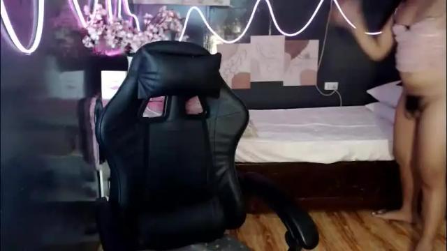 Image 11 of fuschiafucker Stream on Chaturbate on 18 days ago