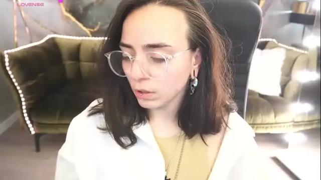 Image 2 of futura_switch Stream on Chaturbate on 8 months ago