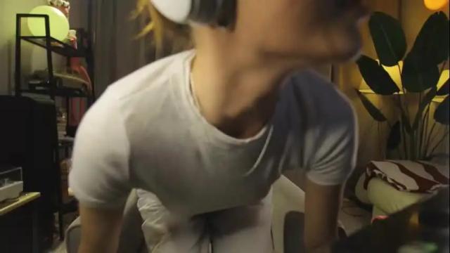 Image 12 of g_ia Stream on Chaturbate on 2 days ago