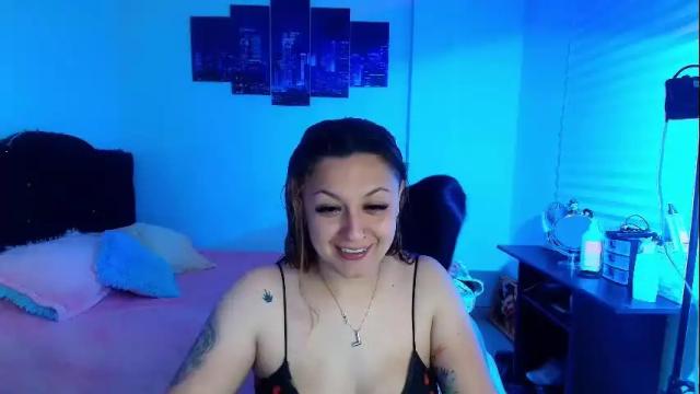 Image 4 of gabbie_kook Stream on Chaturbate on 26 days ago