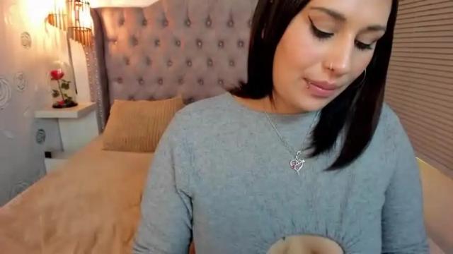 Image 10 of gabbycooper Stream on Chaturbate on 23 months ago