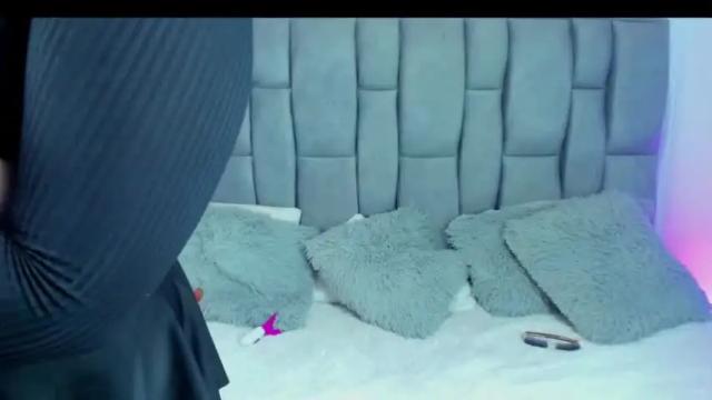 Image 12 of gabbycooper Stream on Chaturbate on 17 months ago
