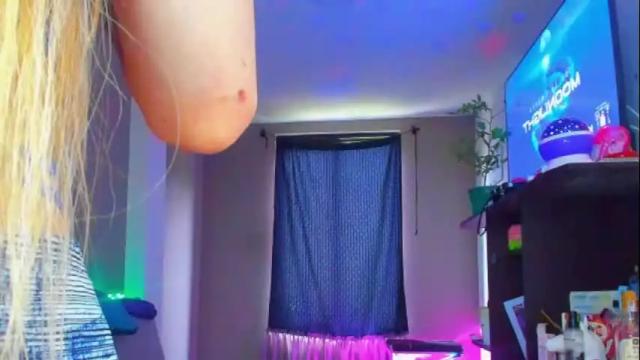 Image 8 of gabbyhills_ Stream on Chaturbate on 3 months ago