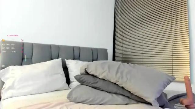 Image 10 of gabi_boom Stream on Chaturbate on 16 days ago