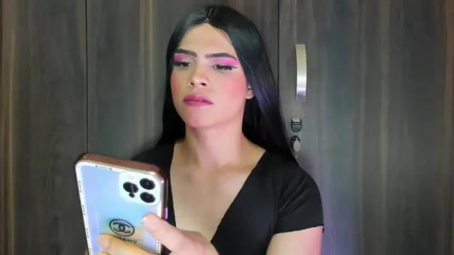 Image 4 of gabi_miller1 Stream on Chaturbate on 17 months ago