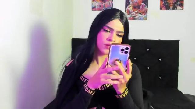 Image 8 of gabi_miller1 Stream on Chaturbate on 16 months ago