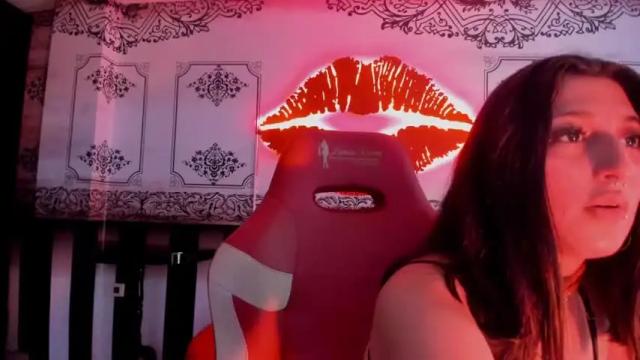 Image 11 of gabieslutty Stream on Chaturbate on 14 months ago