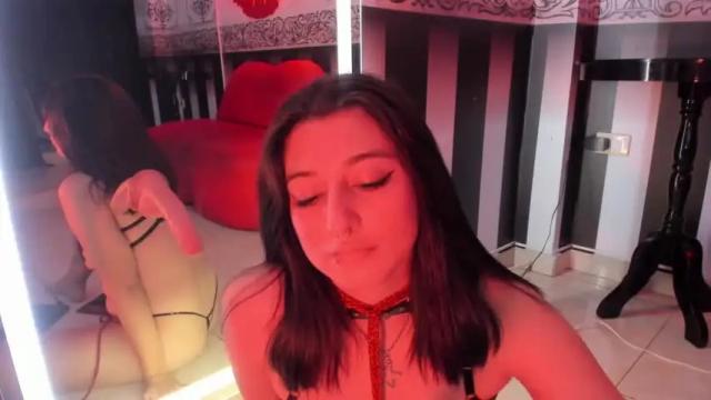 Image 11 of gabieslutty Stream on Chaturbate on 14 months ago