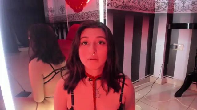 Image 2 of gabieslutty Stream on Chaturbate on 14 months ago