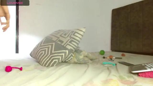 Image 4 of gabriela__bigass Stream on Chaturbate on 15 months ago