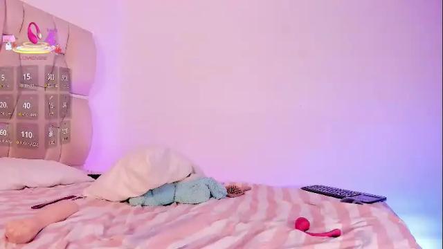 Image 8 of gabriela__bigass Stream on Chaturbate on 1 month ago
