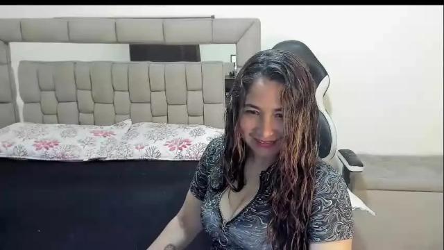 Thumbnail 2, gabriela_ponce's Stream at Chaturbate, 13 days ago
