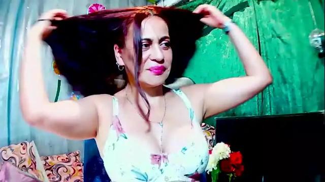 Image 2 of gabriela_sexy Stream on Chaturbate on 1 month ago
