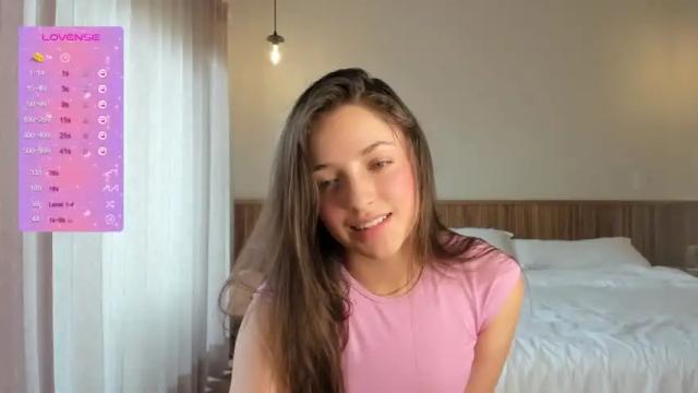 Image 7 of gabrielaa_18 Stream on Chaturbate on 13 months ago