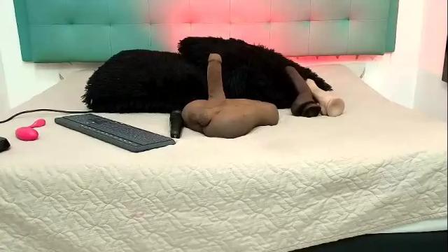 Image 3 of gabrielacortez Stream on Chaturbate on 17 days ago
