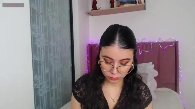 Image 4 of gabrielarossa Stream on Chaturbate on 1 month ago