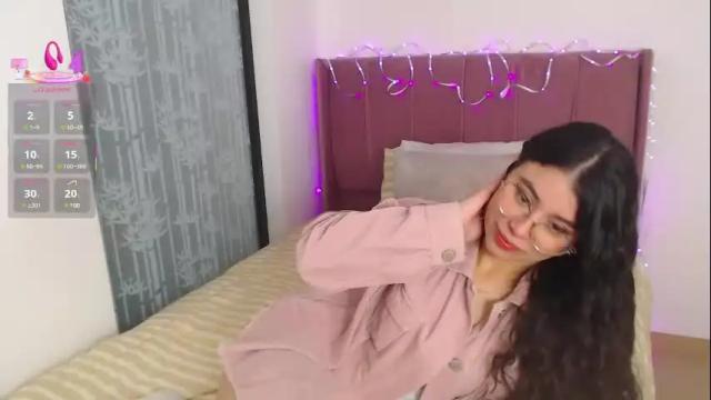 Image 10 of gabrielarossa Stream on Chaturbate on 1 month ago