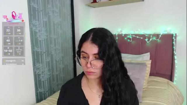 Image 10 of gabrielarossa Stream on Chaturbate on 1 month ago