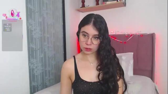 Image 2 of gabrielarossa Stream on Chaturbate on 12 days ago