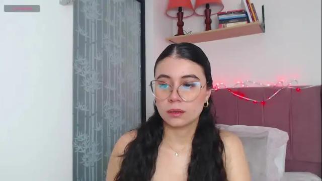 Image 10 of gabrielarossa Stream on Chaturbate on 6 days ago