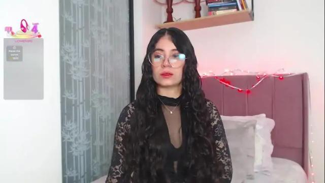 Image 11 of gabrielarossa Stream on Chaturbate on 4 days ago
