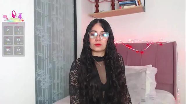 Image 12 of gabrielarossa Stream on Chaturbate on 4 days ago