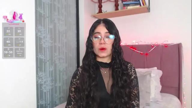 Image 8 of gabrielarossa Stream on Chaturbate on 4 days ago