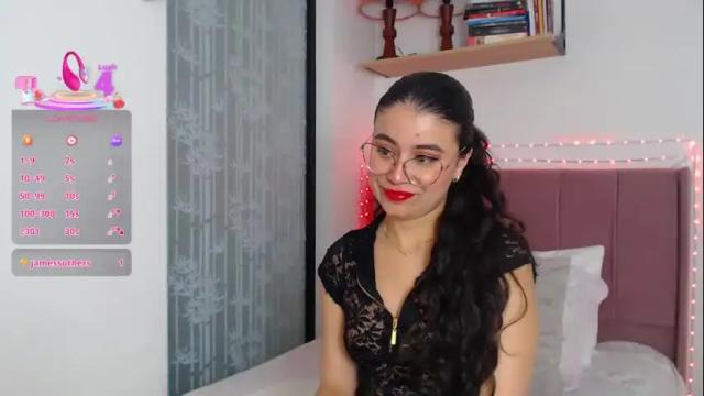 Image 7 of gabrielarossa Stream on Chaturbate on 2 months ago