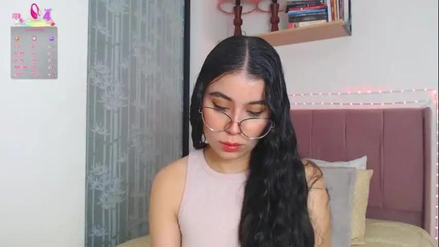 Image 11 of gabrielarossa Stream on Chaturbate on 2 months ago