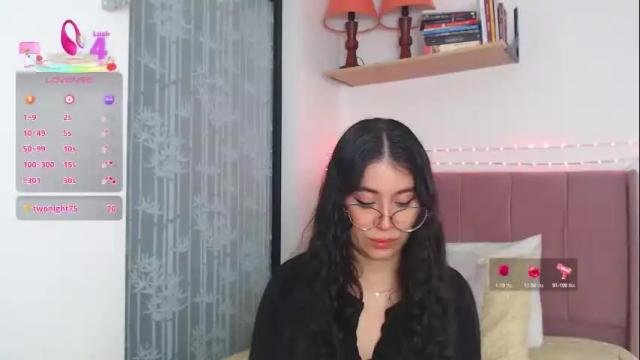 Image 12 of gabrielarossa Stream on Chaturbate on 1 month ago