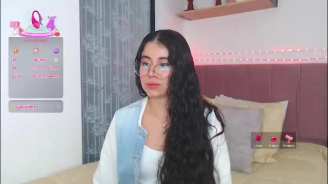 Image 8 of gabrielarossa Stream on Chaturbate on 1 month ago