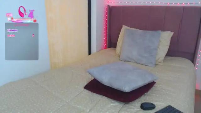 Image 12 of gabrielarossa Stream on Chaturbate on 1 month ago